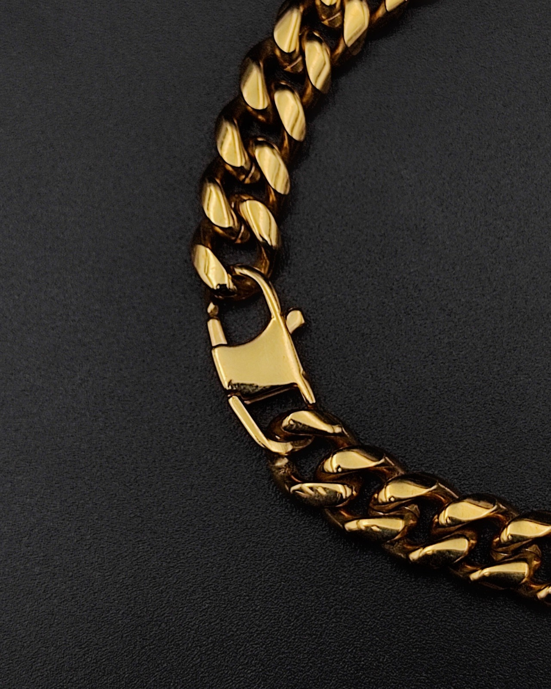 Envy Gold Bracelet