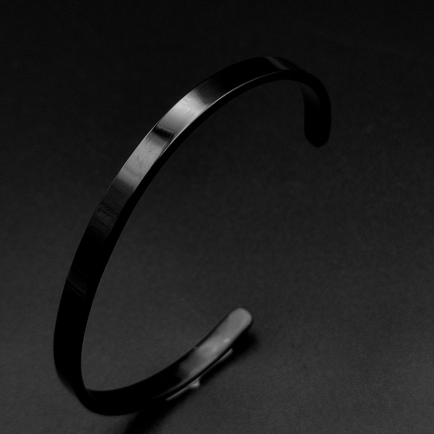 Minimalist Classic Cuffs Passion Fashion / Vrp Fashions 