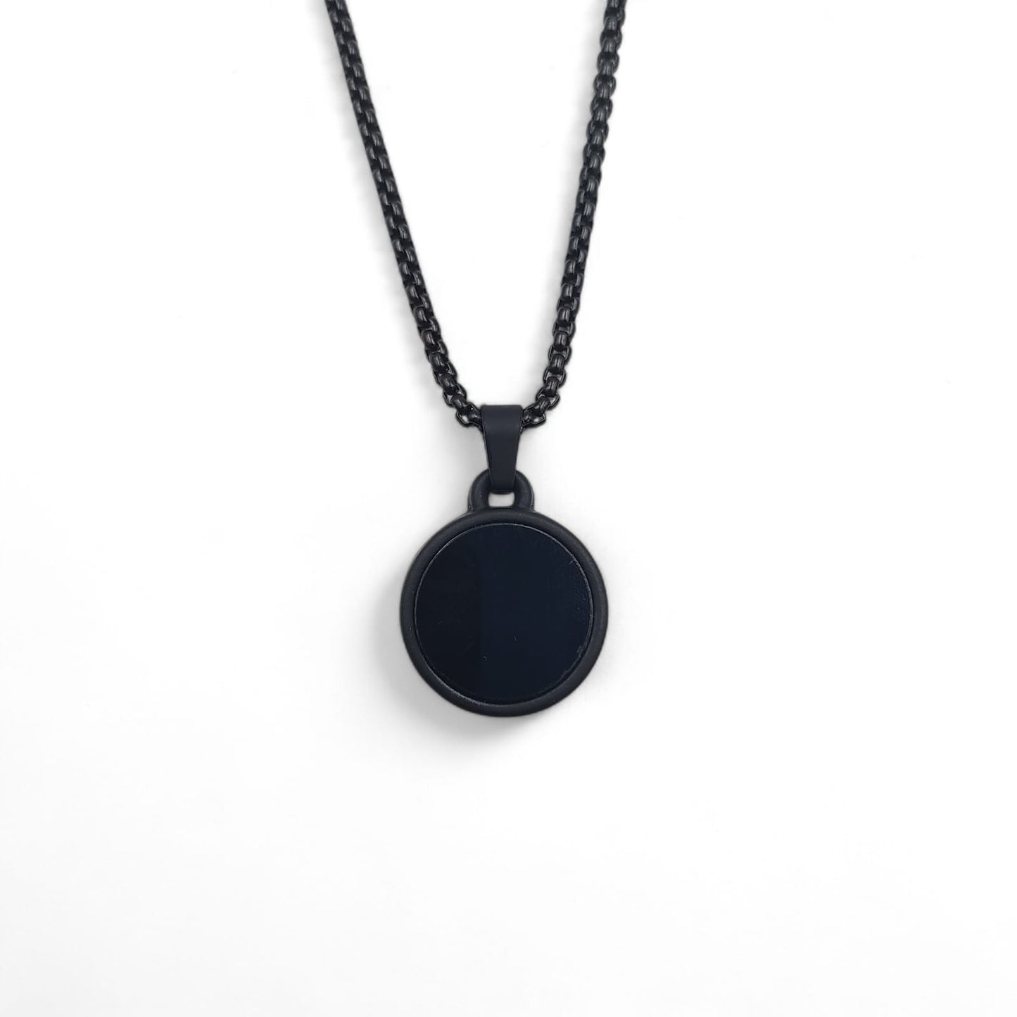 Orien Pendent Necklace